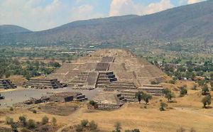 300px-mexico-tehotihuacan-13.jpg