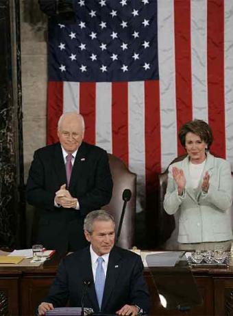 bush_durante_discurso_estado_union_congreso_estadounidense.jpg